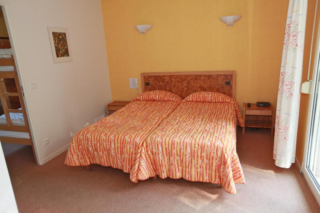 Hotel Le Kirchberg Baerenthal ภายนอก รูปภาพ